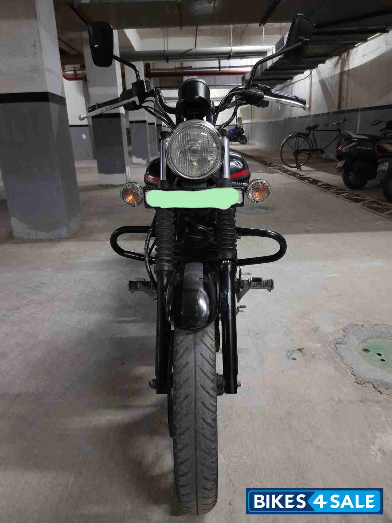 Bajaj Avenger Street 220