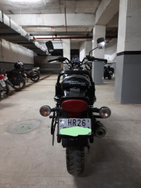 Bajaj Avenger Street 220
