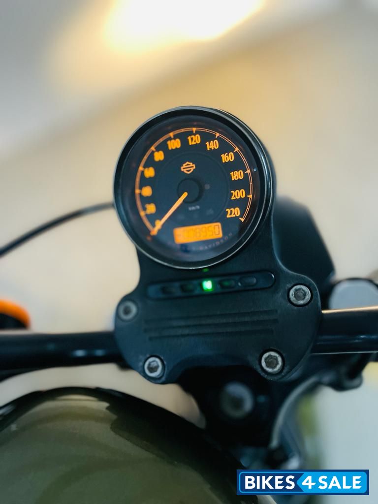 Harley Davidson Iron 883