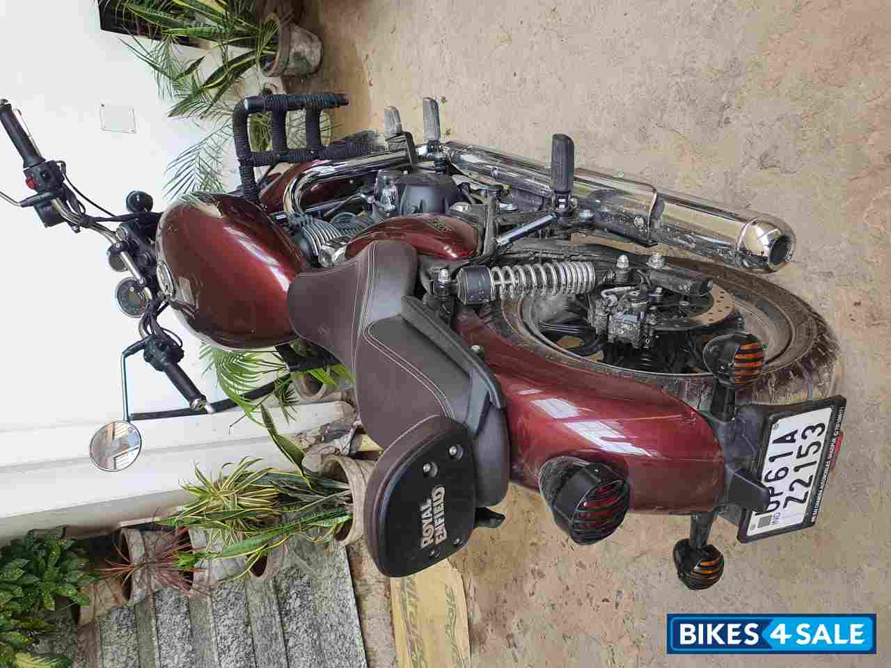 Stellar Red Royal Enfield Meteor 350 Stellar