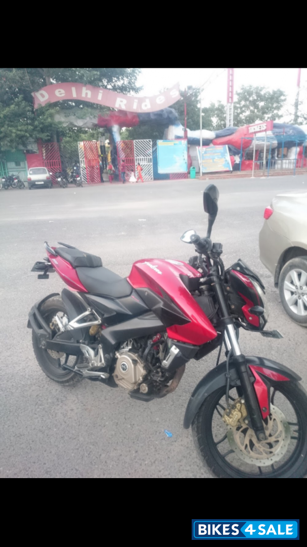 Bajaj Pulsar 200 NS