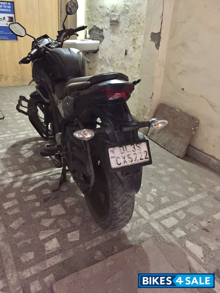 Black Honda CB Hornet 160R