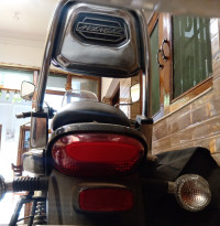 Black Bajaj Avenger Cruise 220 BS6