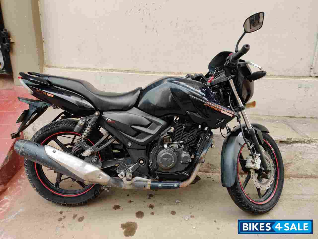 TVS Apache RTR 160 TVS Apache RTR 160