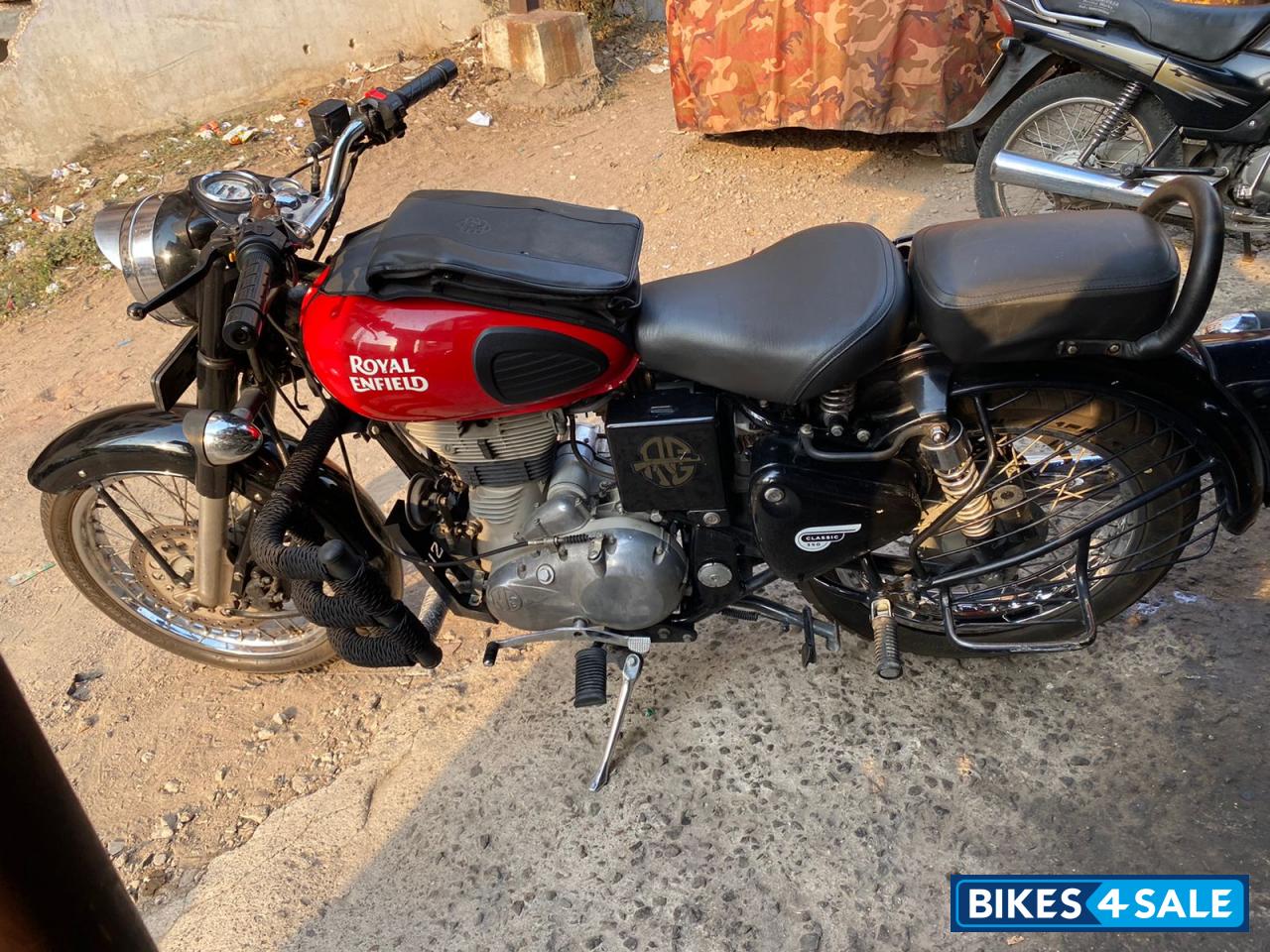 Royal Enfield Classic 350 Royal Enfield Classic 350