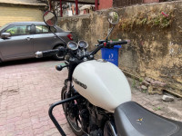 White Royal Enfield Thunderbird X 350