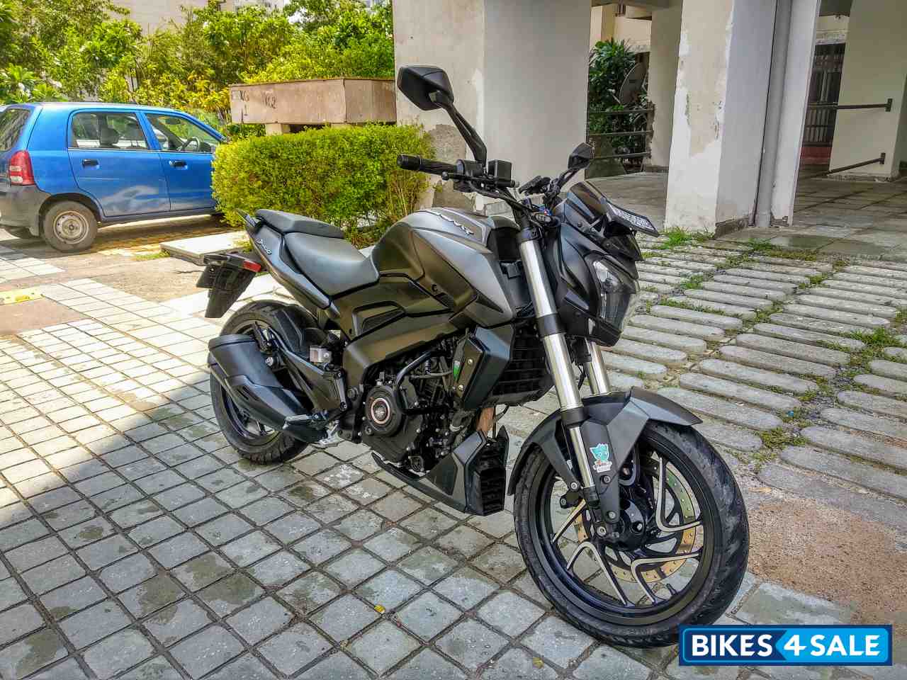 Bajaj Dominar 400
