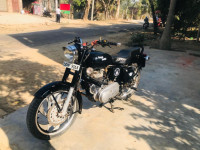 Black Royal Enfield Bullet 350