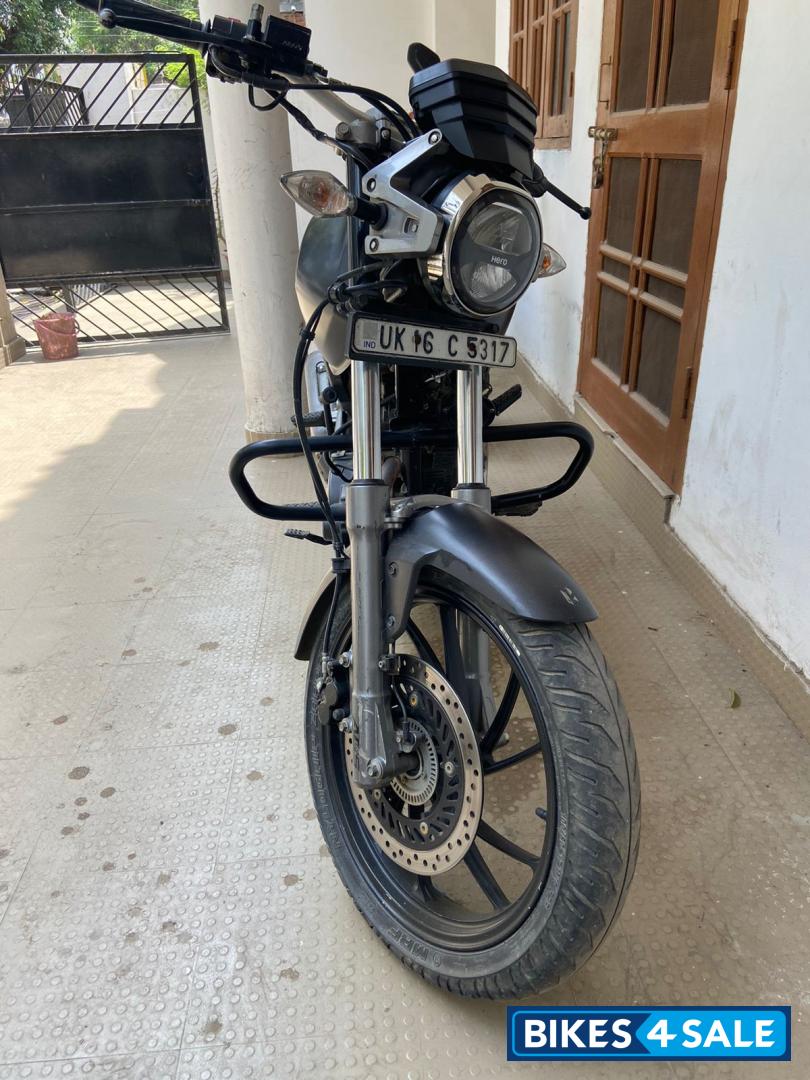 Black Hero XPulse 200T Black Hero XPulse 200T