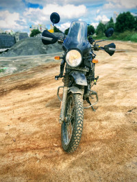 Black Royal Enfield Himalayan BS VI