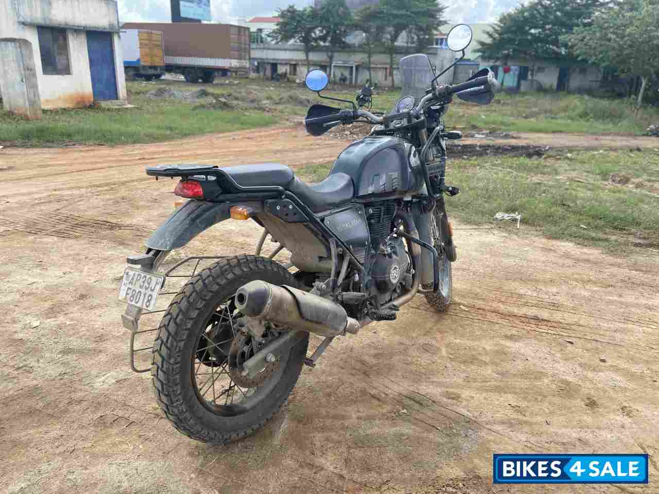 Black Royal Enfield Himalayan BS VI Black Royal Enfield Himalayan BS VI