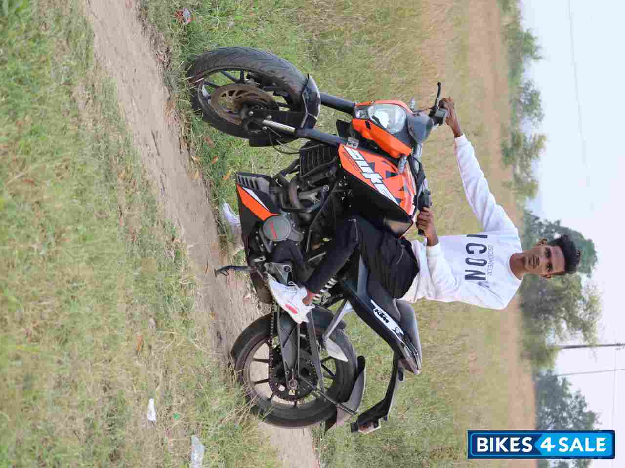 KTM Duke 200