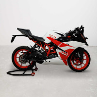 KTM RC 200 2017 Model