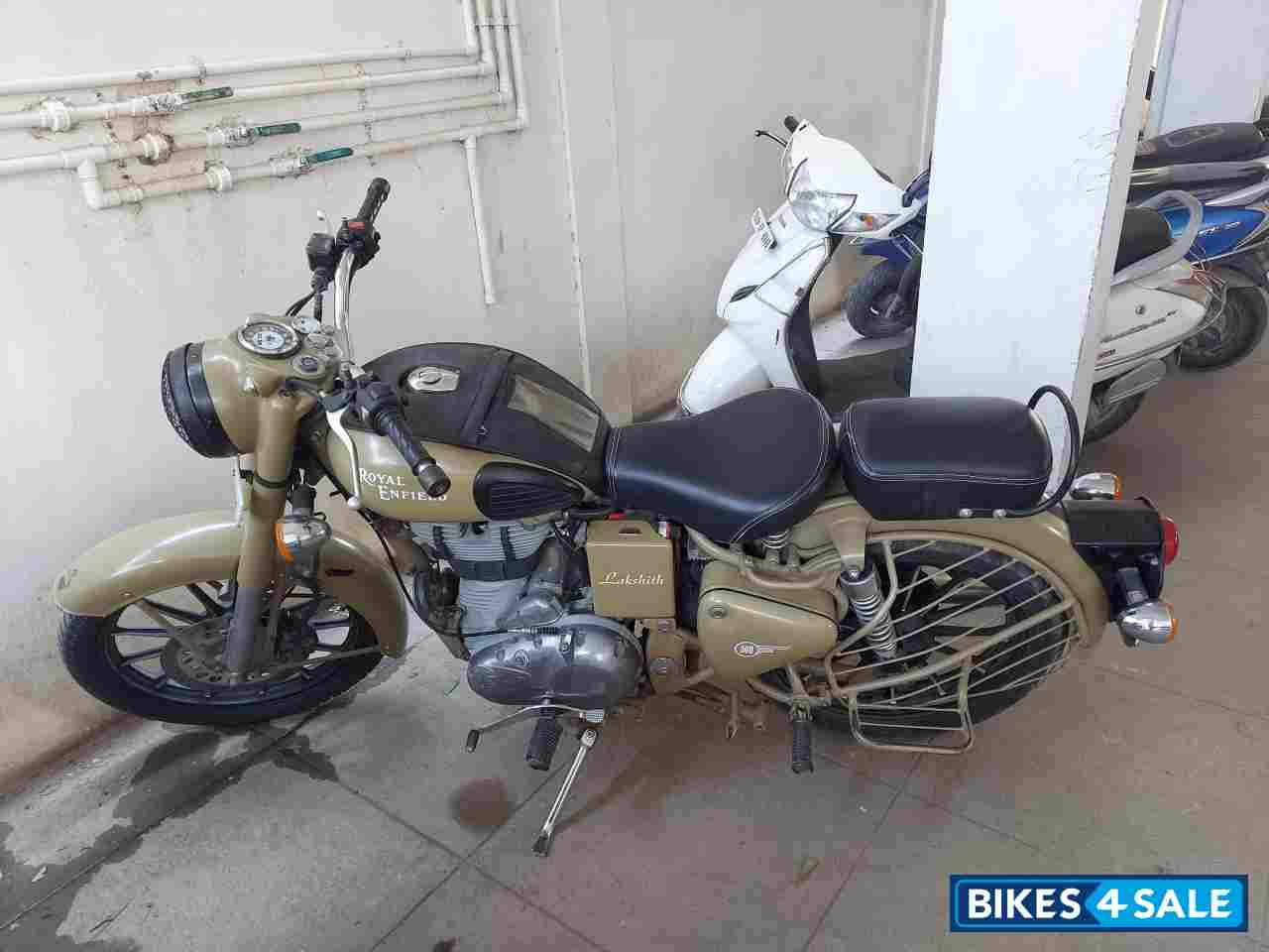 Royal Enfield Classic Desert Storm