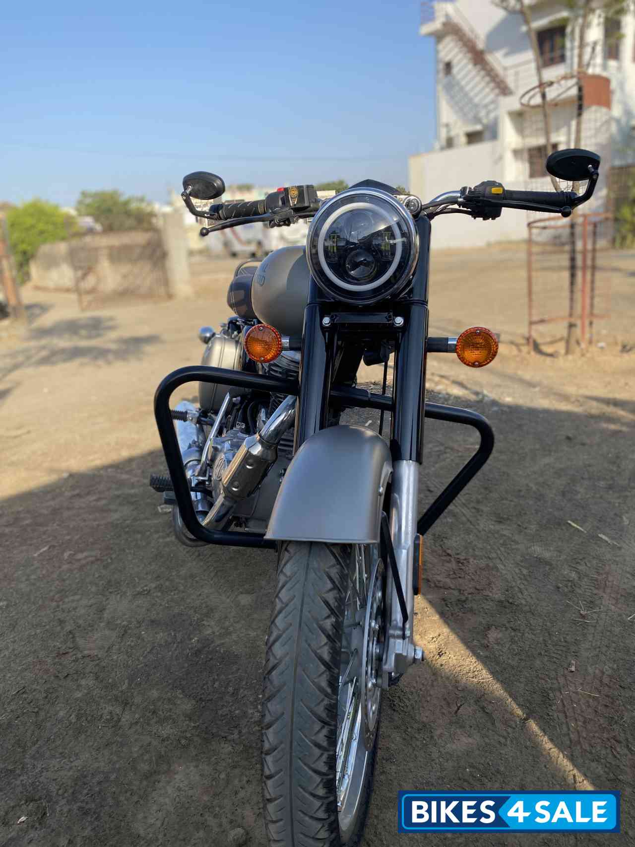 Royal Enfield Classic Gunmetal Grey Royal Enfield Classic Gunmetal Grey