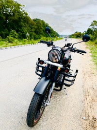 Royal Enfield Bullet Standard 350