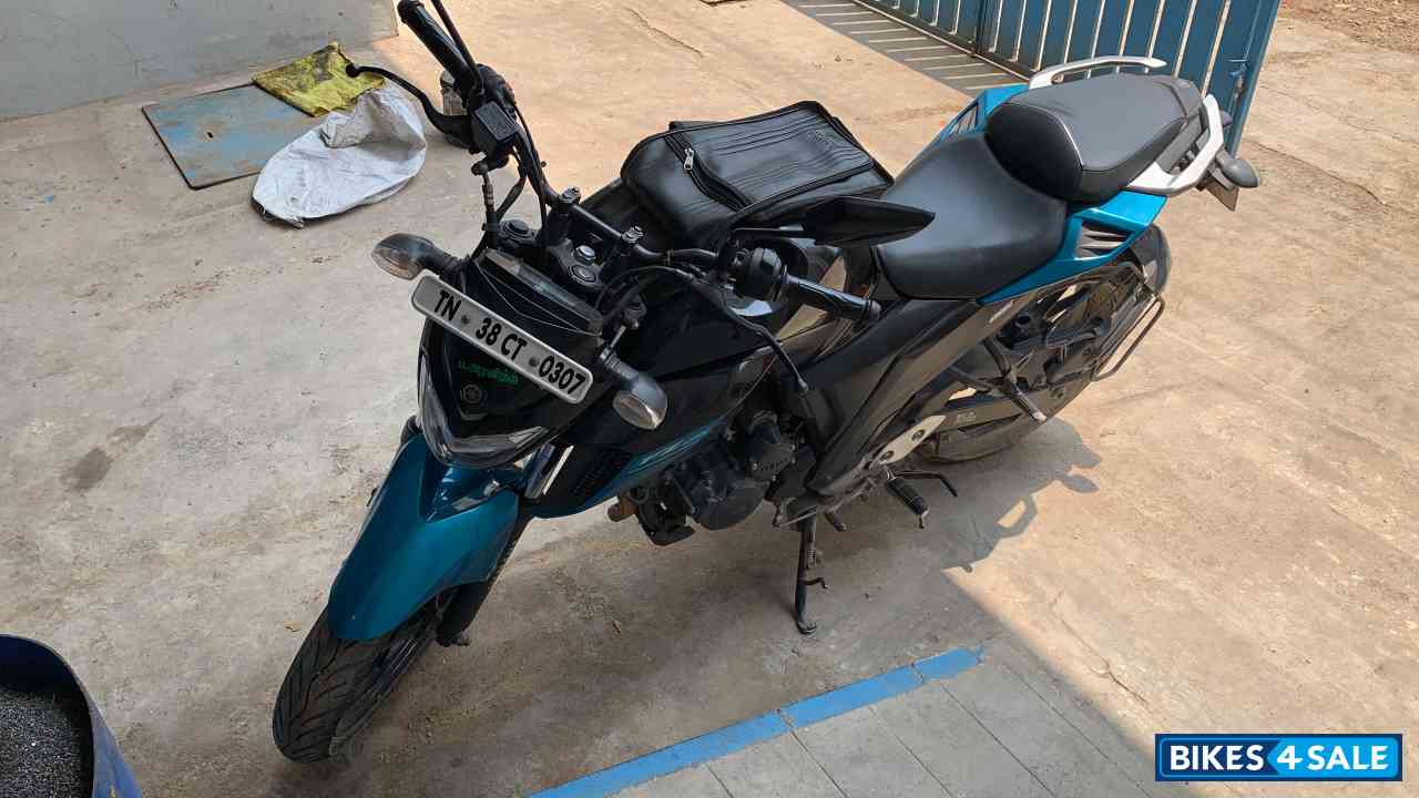 Yamaha FZS 25