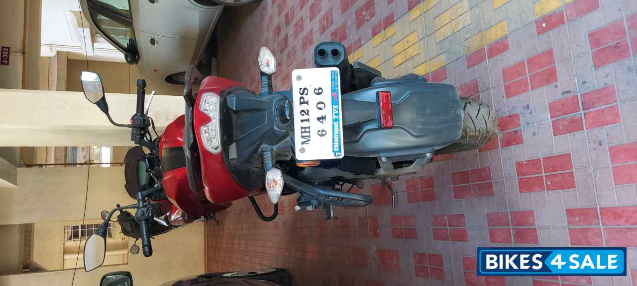 Red TVS Apache RTR 200 4V