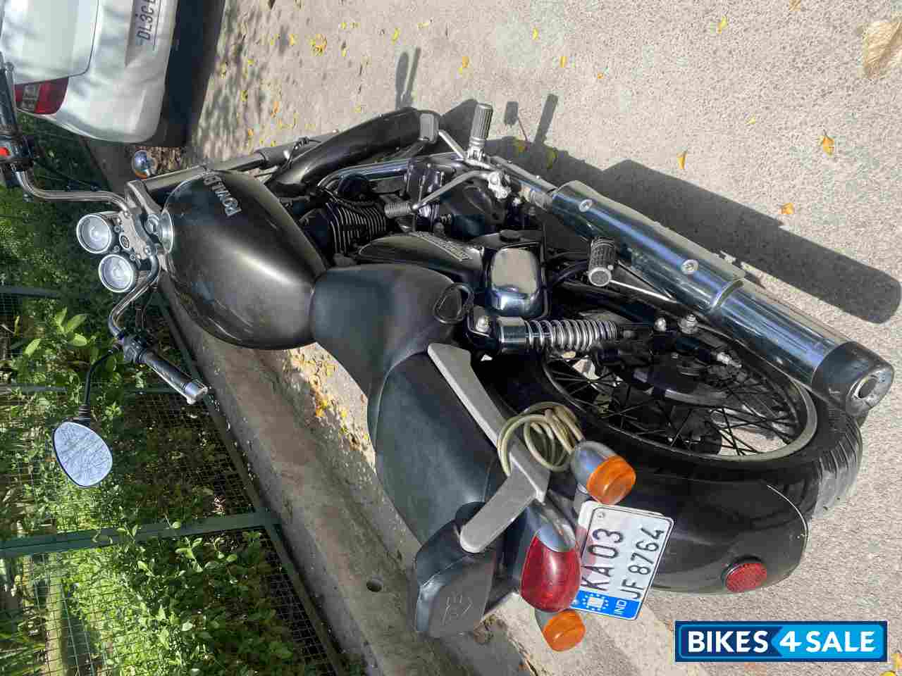 Royal Enfield Thunderbird 350