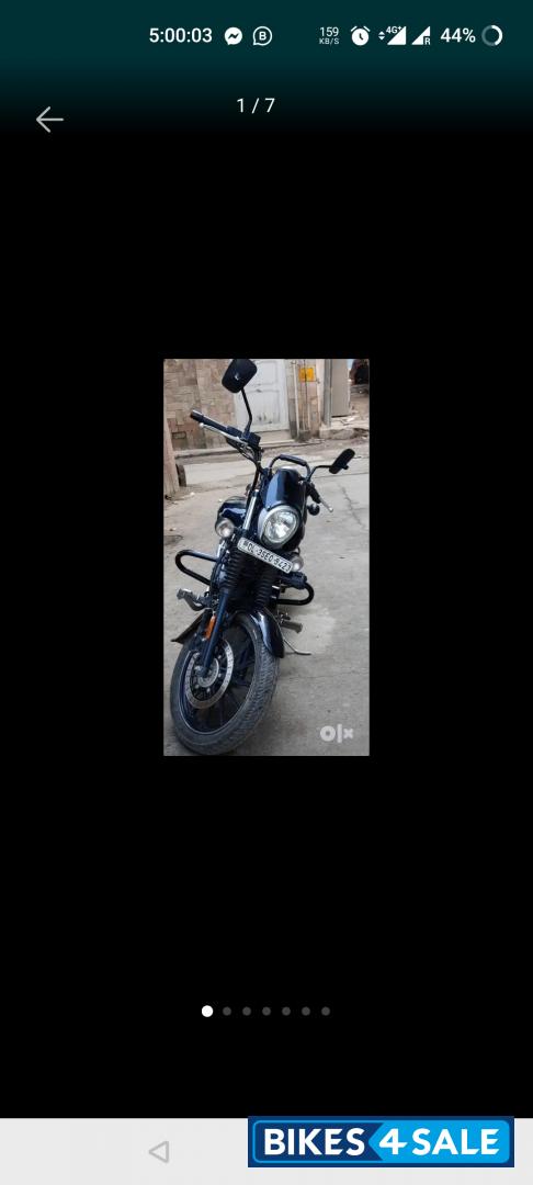Black Bajaj Avenger Street 160 BS6
