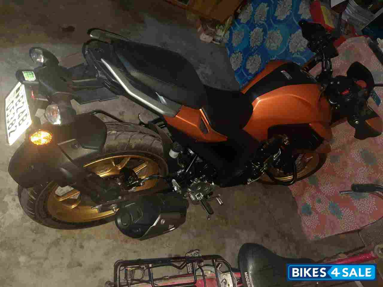 Copper Gold Yamaha FZS 25 2022