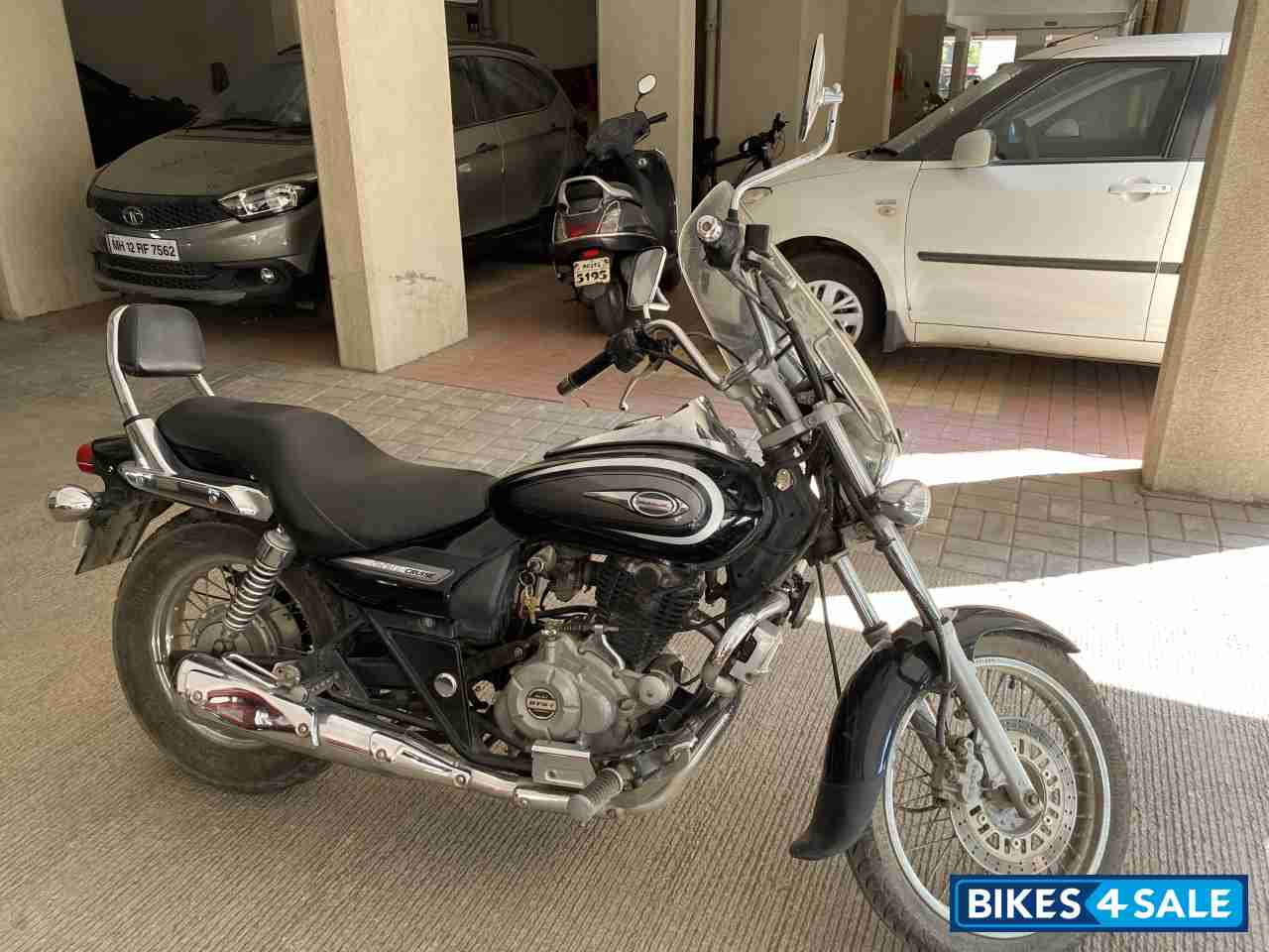 Bajaj Avenger Cruise 220