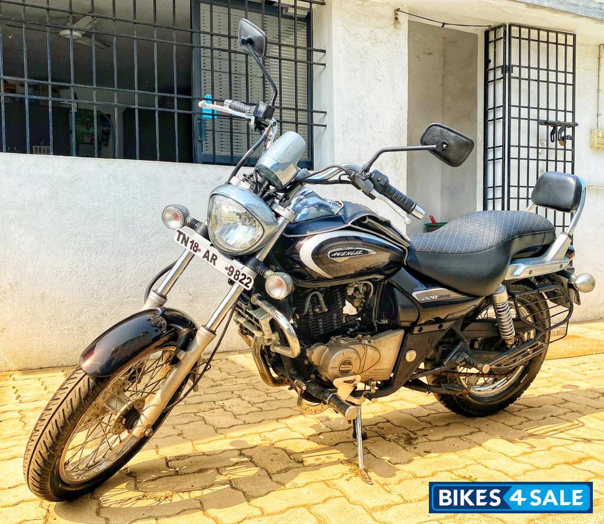 Bajaj Avenger Cruise 220