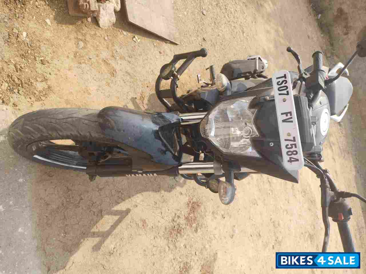 Black Yamaha FZ FI V2