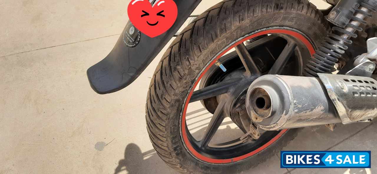 Red Bajaj Pulsar 150 DTSi Red Bajaj Pulsar 150 DTSi