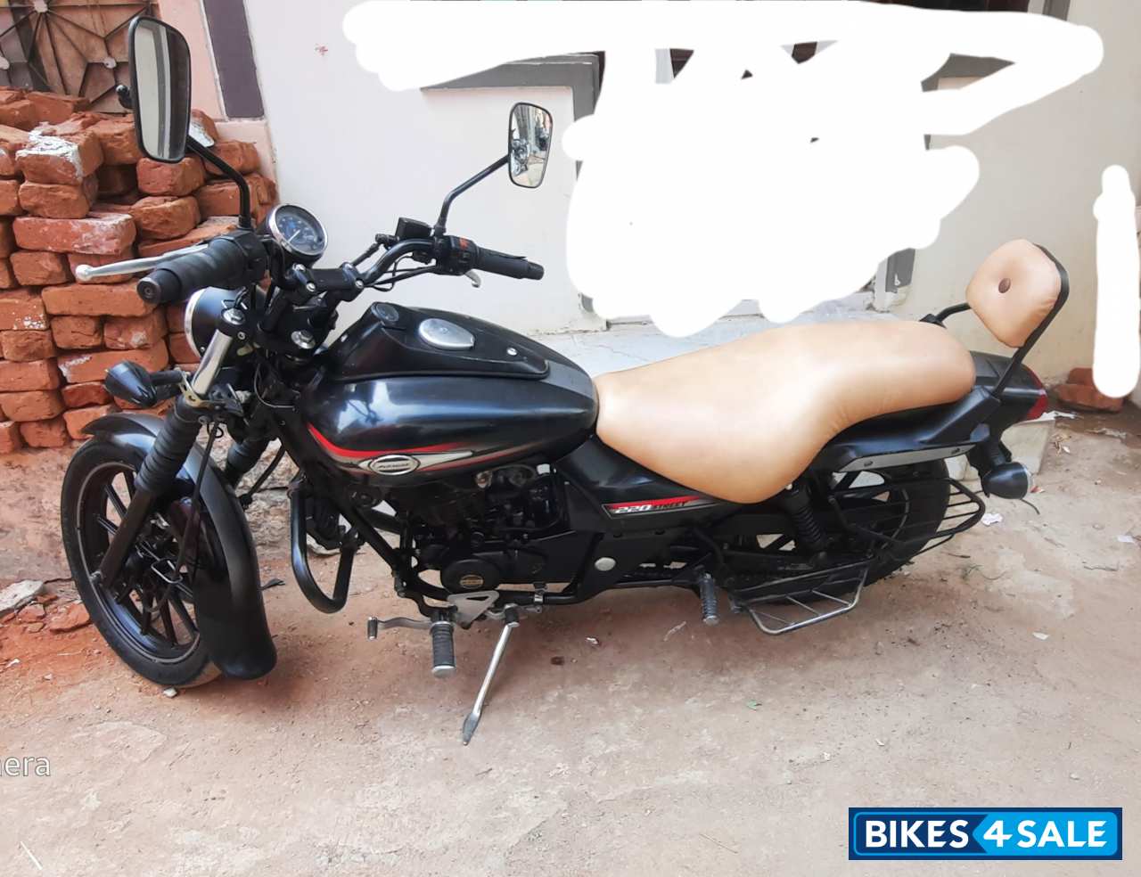 Bajaj Avenger Street 220