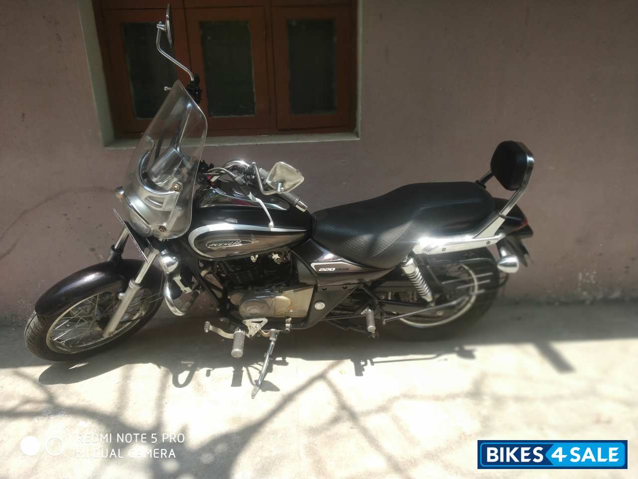 Bajaj Avenger Cruise 220