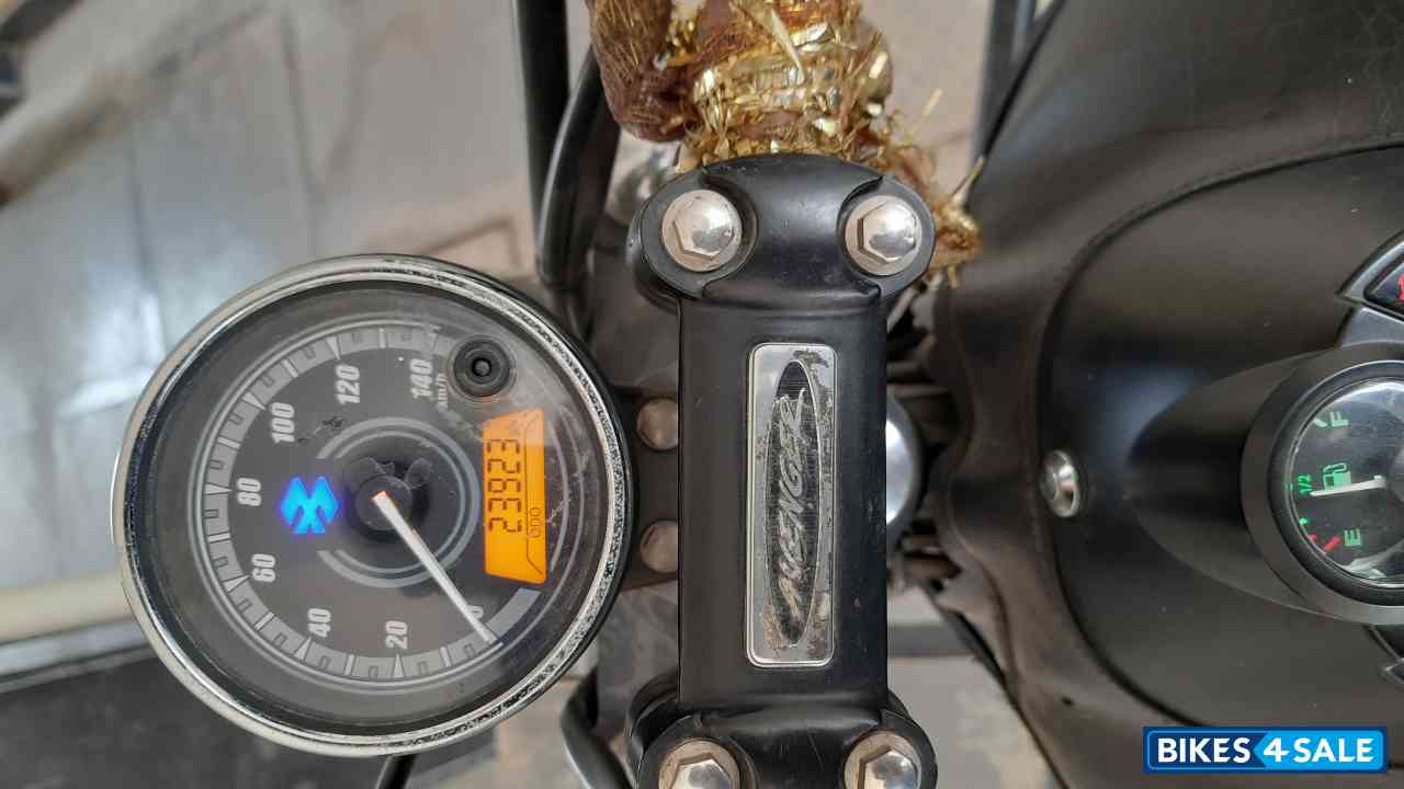 Bajaj Avenger Street 150