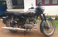 Black Royal Enfield Classic 350