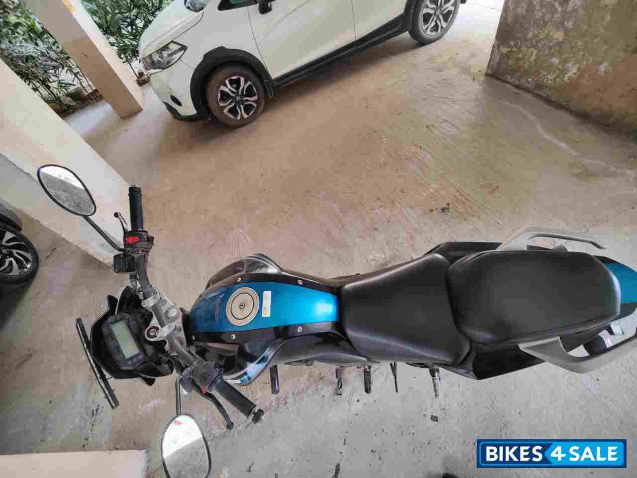 Blue Yamaha FZ-S FI V2