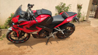 Bajaj Pulsar RS 200 ABS