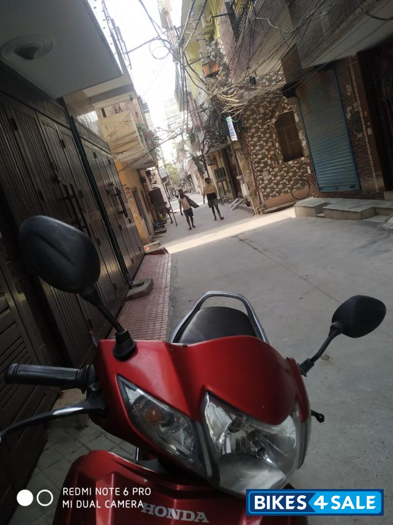 Imperial Red Me Honda Activa 4G
