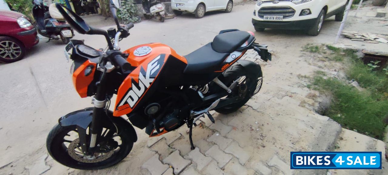 KTM Duke 200