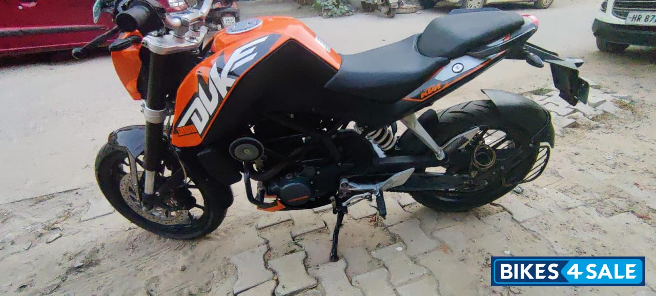 KTM Duke 200