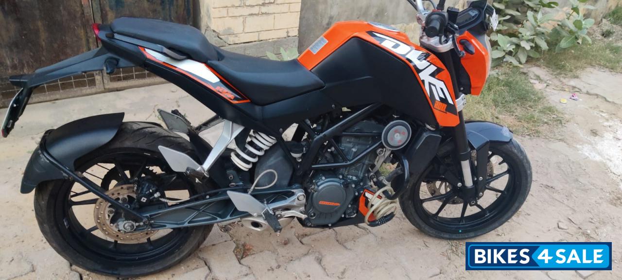KTM Duke 200