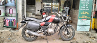 Bajaj V15