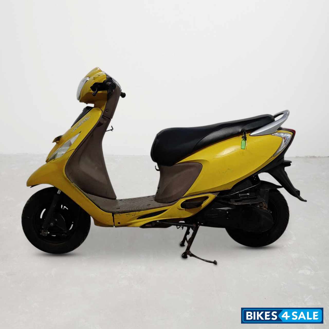TVS Scooty Zest