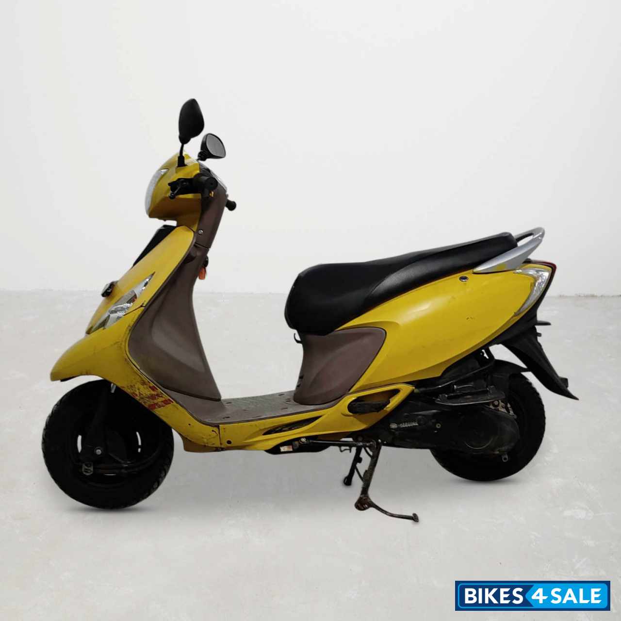 TVS Scooty Zest