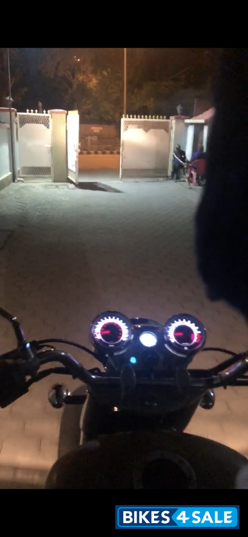 Hyosung Aquila GV250