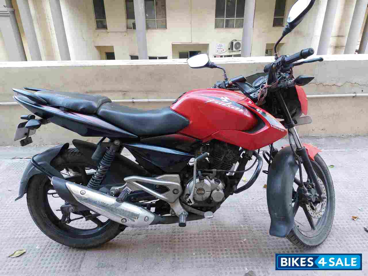Bajaj Pulsar 135LS