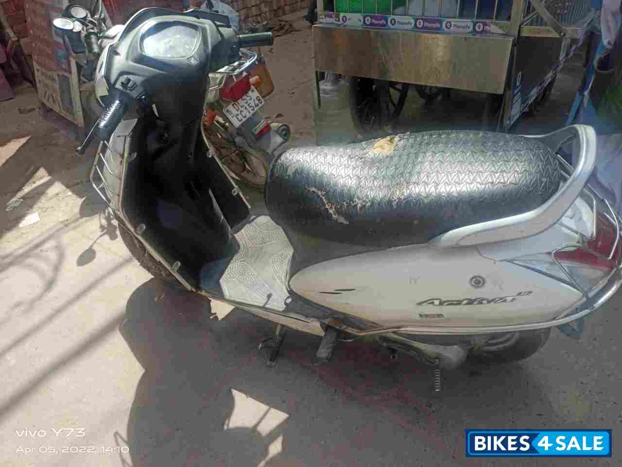 White Honda Activa 3G