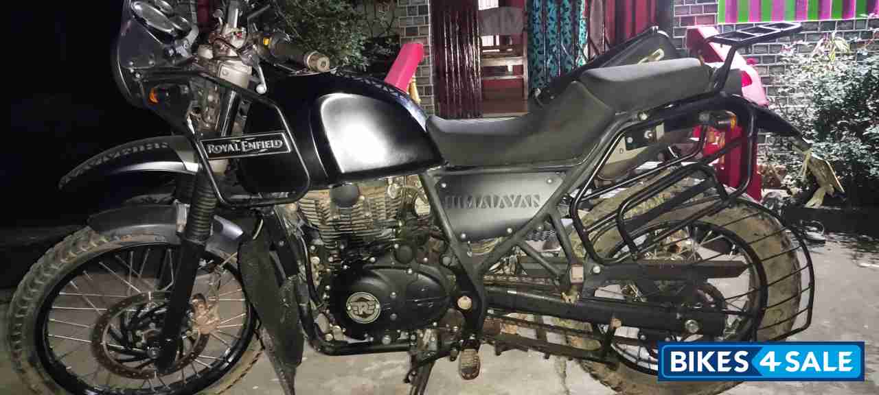 Granite Black Royal Enfield Himalayan