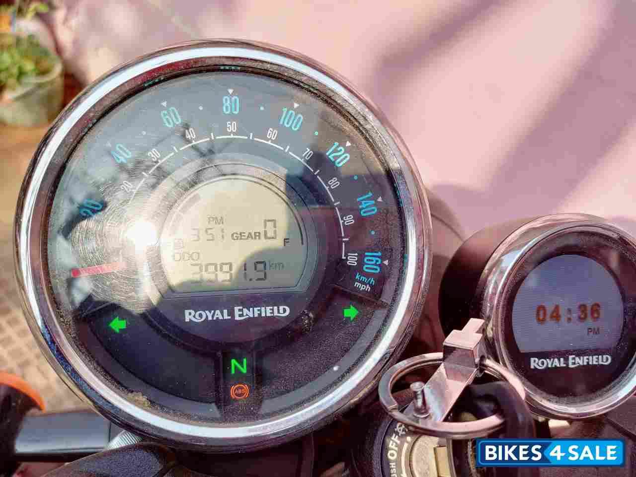 Royal Enfield Meteor 350 Stellar