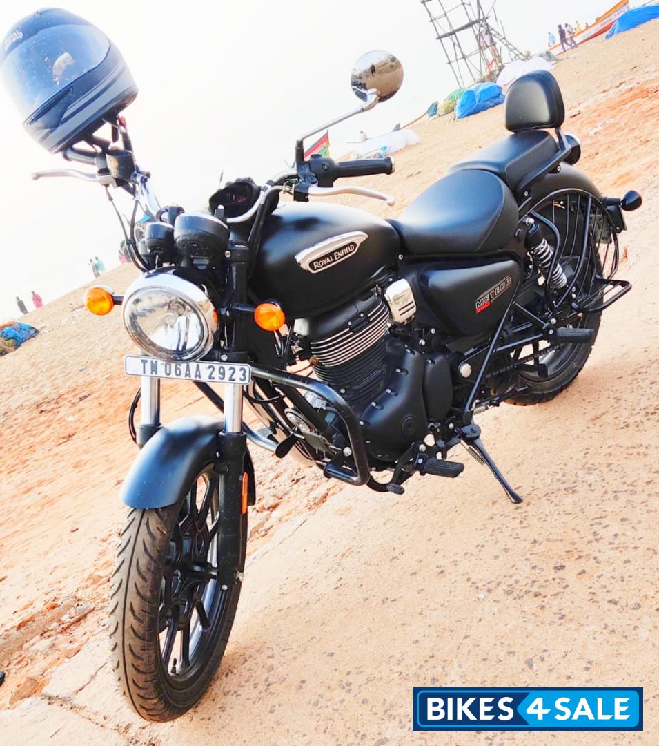 Royal Enfield Meteor 350 Stellar