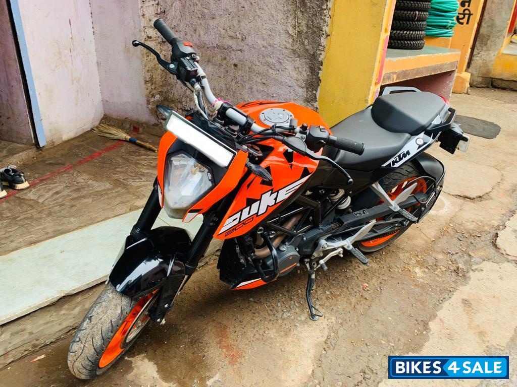 KTM Duke 200