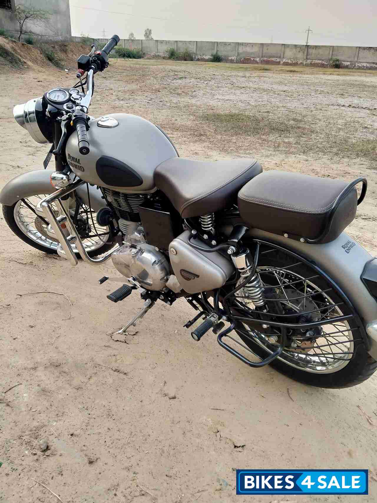 Gunmetal Grey Royal Enfield Classic 350 Single Channel BS6